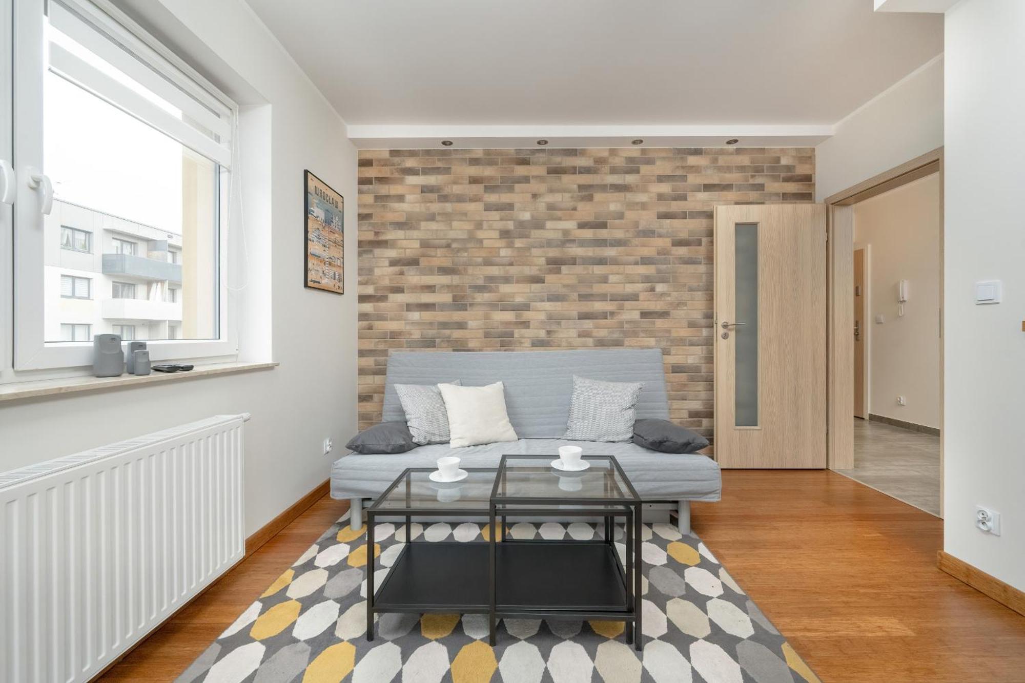 One Bedroom Apartment Nadodrze With Free Garage Wroclaw By Noclegi Renters Dış mekan fotoğraf